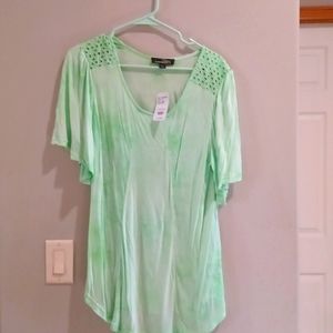 Green tye dye t-shirt.  Size Large.  Brand Suzanne Betro.